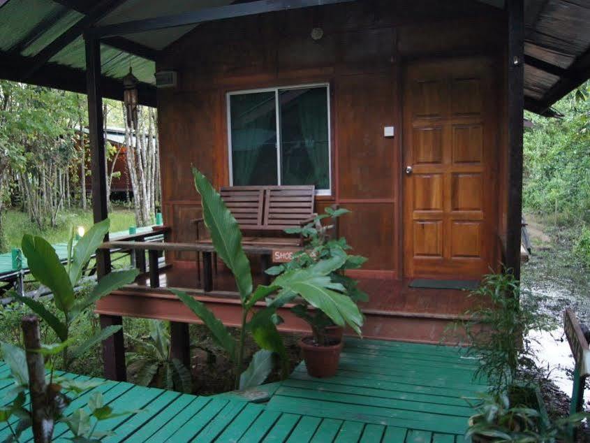Tanini Kinabatangan Formerly Known As Nature Lodge Kinabatangan Bilit Exterior foto